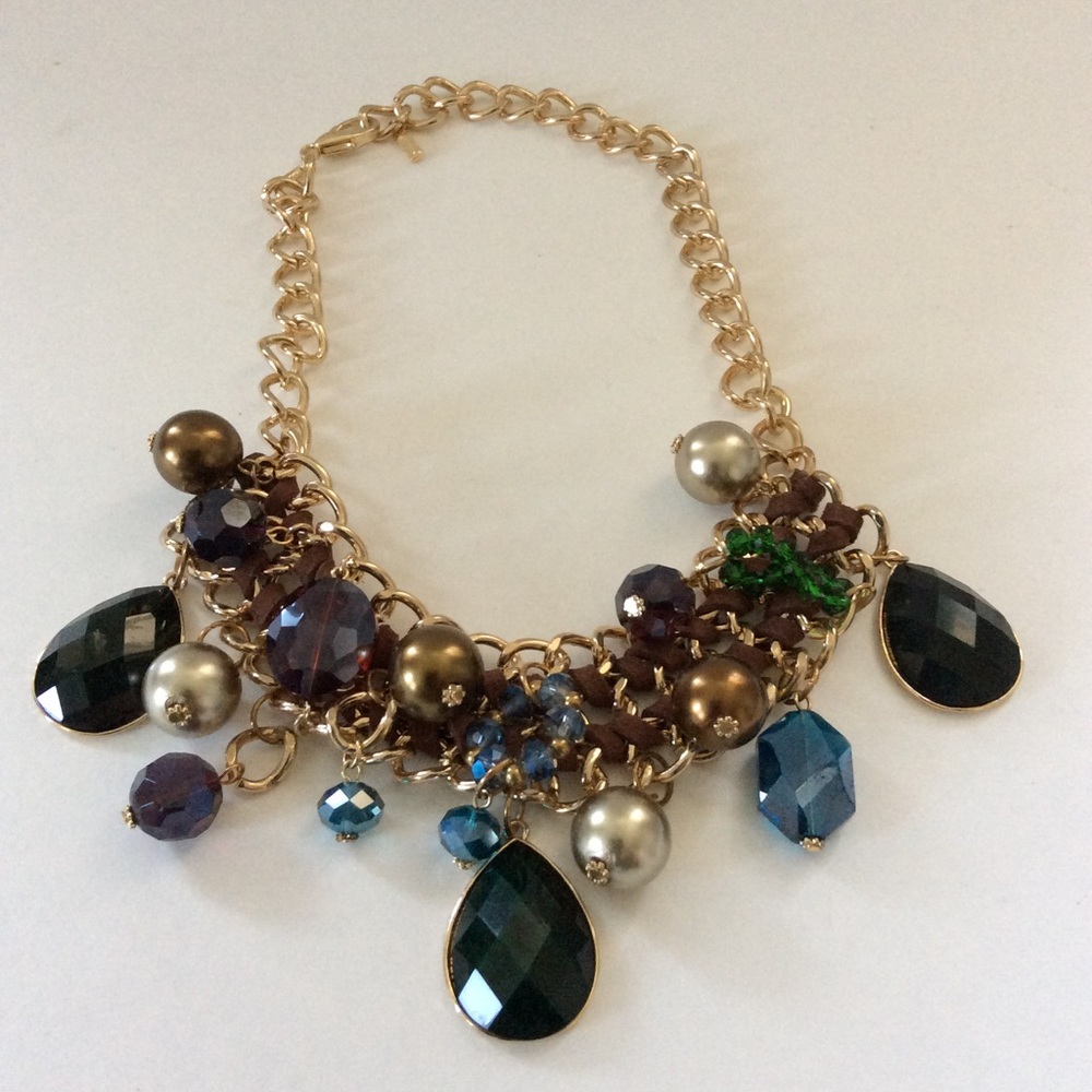 NEW statement necklace - Picture 2 of 4